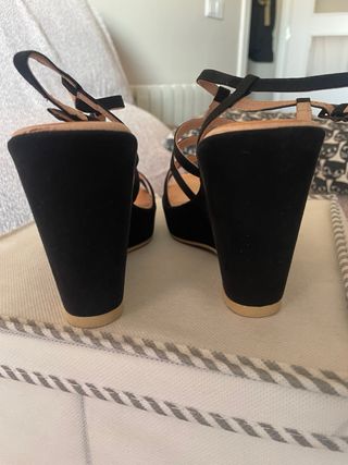 Sandalias Eva López T.39-40 rojas y/o negras