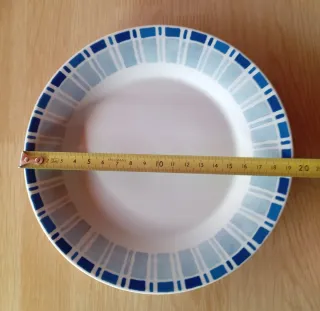 Lote de platos de porcelana