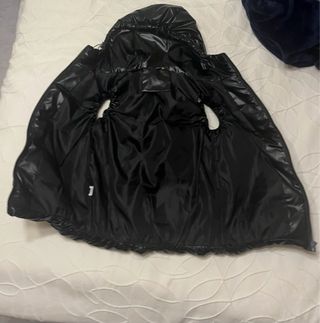 Chaleco acolchado brillante negro