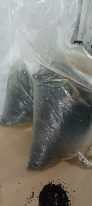 Sustrato Negro Fino Acuario