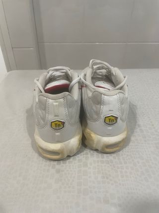 Nike TN Originales Blancas y Grises (Negociable)