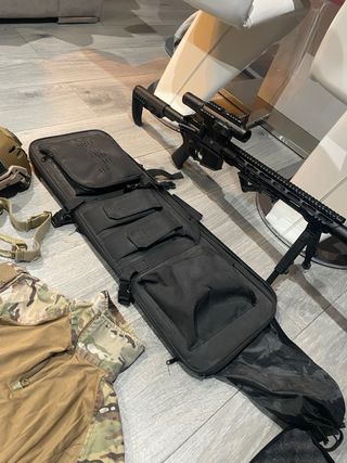 Equipo Airsoft Completo: Arma, Chaleco, Casco