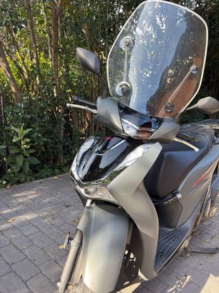 Honda SH 125 i ABS 2022 (Gris Mate Sport)