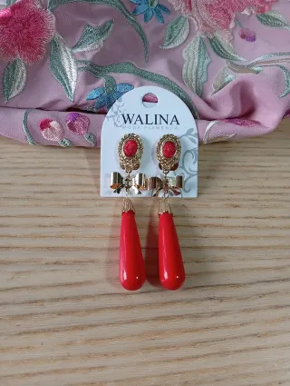 Pendientes flamenca camafeo rojo y lazo dorado
