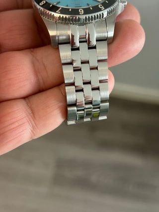 Reloj Phoibos Voyager