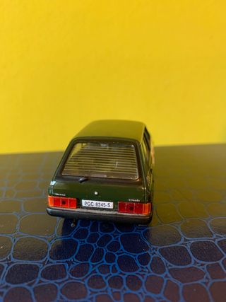 Coche Guardia Civil Citroën escala 1:43