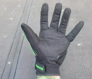 Guantes y riñonera Kawasaki Nuevos envío gratis!