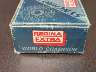 Piñones Regina Synchro 92. 8v