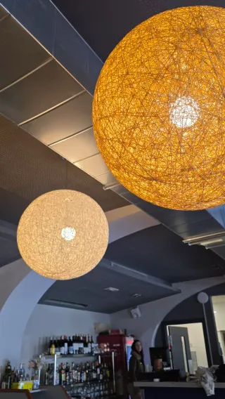 LÁMPARAS COLGANTES ESFÉRICAS DE DISEÑO