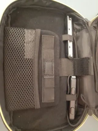 Nintendo Switch + Estuche Pokémon