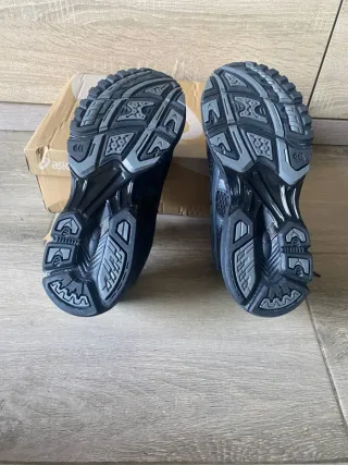 Zapatillas Asics Negras