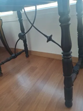 Mesa auxiliar madera y metal