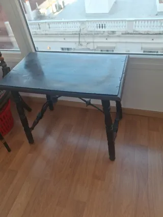 Mesa auxiliar madera y metal