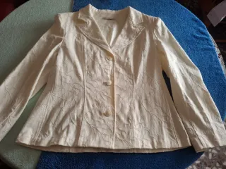 Chaqueta Mujer Talla 50. Medidas en descripción