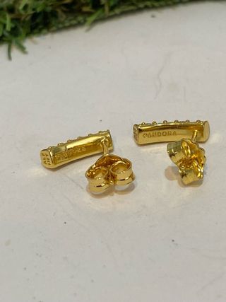 Pendientes Pandora Dorados con Circonitas