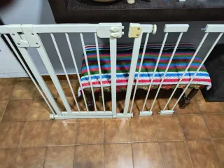 Barrera de seguridad para puertas/escaleras