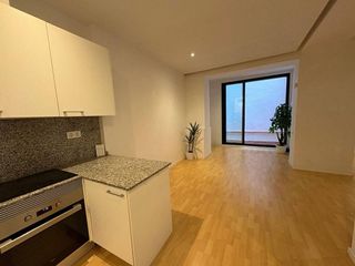 Local comercial en venta en El Poble Sec - Parc de Montjuïc en Barcelona