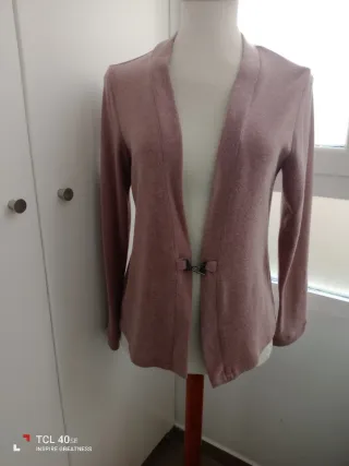 * Chaqueta de punto rosa palo