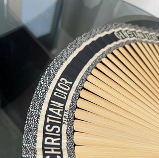 Abanico Christian Dior Beauty Clásico