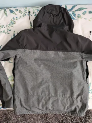 Chaqueta impermeable +8000