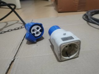 Cable unipolar de 4  y 6 mm.  Manguera de 2,5mm.