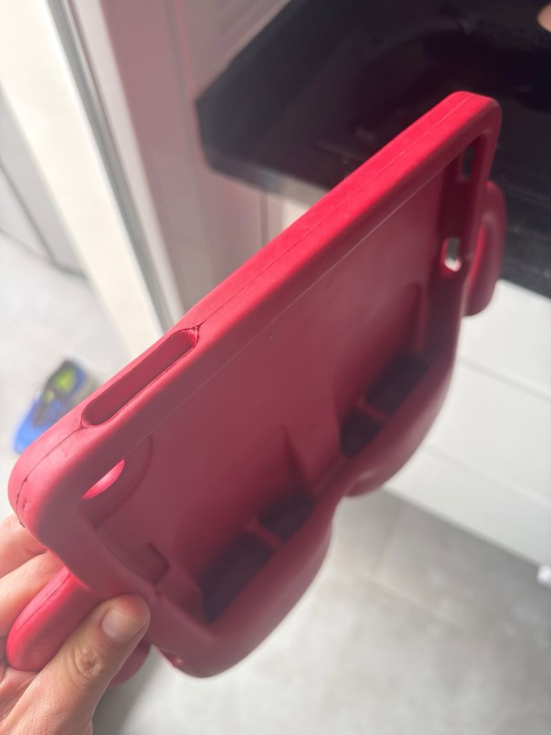 Funda iPad Infantil Roja afbeelding 2