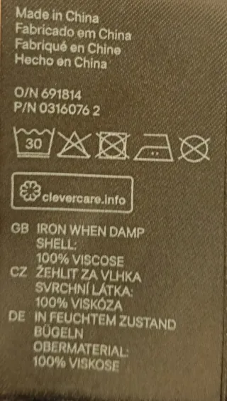 Vestito fantasia floreale blu e nero