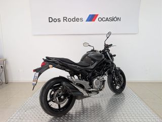 SUZUKI GLADIUS 650
