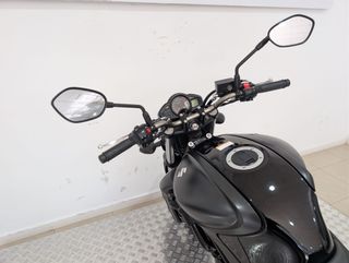 SUZUKI GLADIUS 650