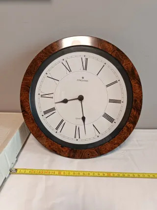 Reloj de pared JUNGHANS