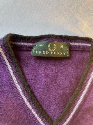 Jersey Fred Perry Cuello en V Púrpura Talla M