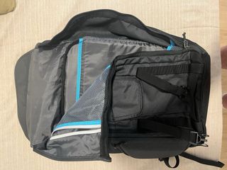 Mochila Thule Negra Gris