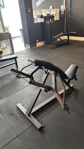 Maquina apertura de pecho.