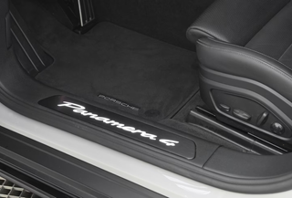 Porsche Panamera 4 2024