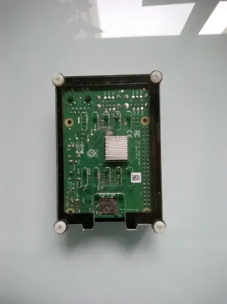 Raspberry Pi 3B+ con ventilador y carcasa