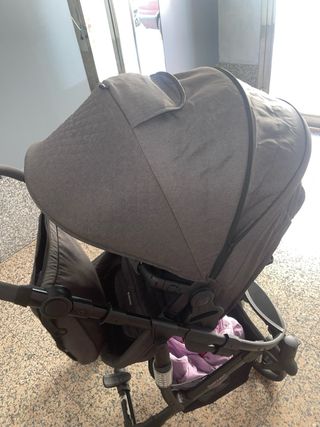 Carrito de bebé con capazo en buen estado