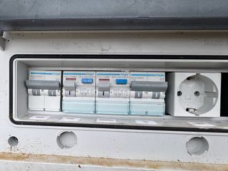 Armario de obra metálico