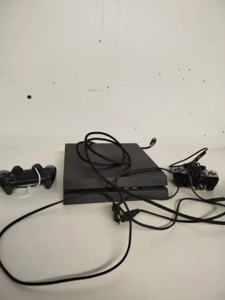 PS4 (PlayStation 4) Negra + 2 Mandos