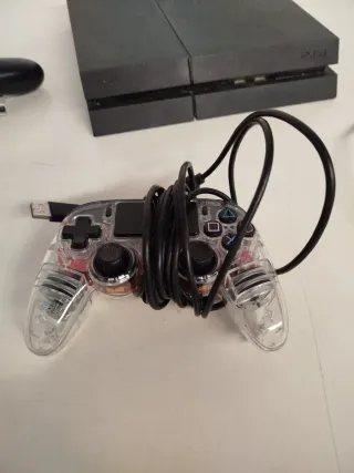 PS4 (PlayStation 4) Negra + 2 Mandos