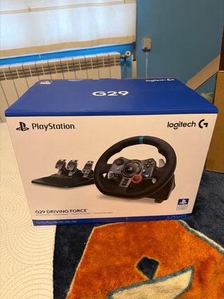 Volante, pedales y palanca Logitech