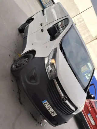 Opel Vivaro 2015