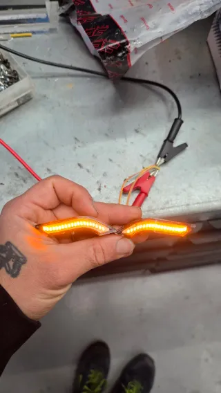 Intermitentes LED para retrovisores tipo aleron