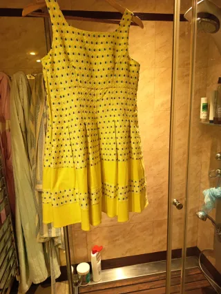 Vestido de ceremonia o graduación amarillo