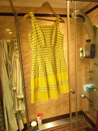 Vestido de ceremonia o graduación amarillo