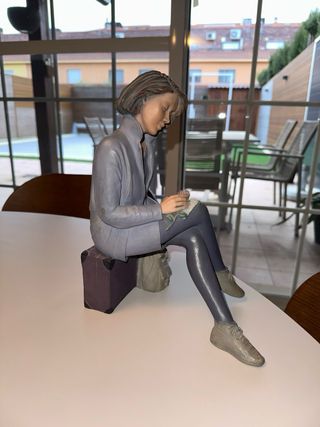 Figura Elisa Edición Limitada 1098/5000