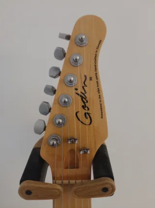 Guitarra Godin SD 22 Natural Flame