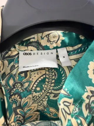 Camisa estampada verde hombre