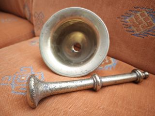 Mortero y mano de bronce macizo