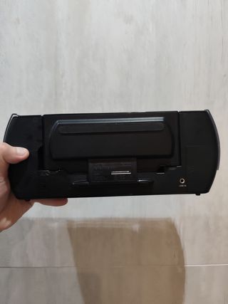PSP 1004 Negra + Altavoz