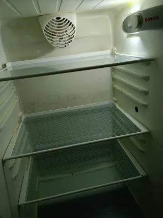 Nevera de dos puertas